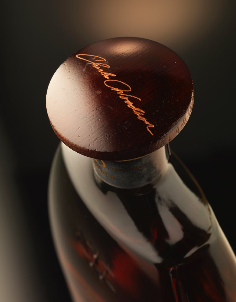 Charles Woodson Cognac Packaging Design & Logo Closure Detail