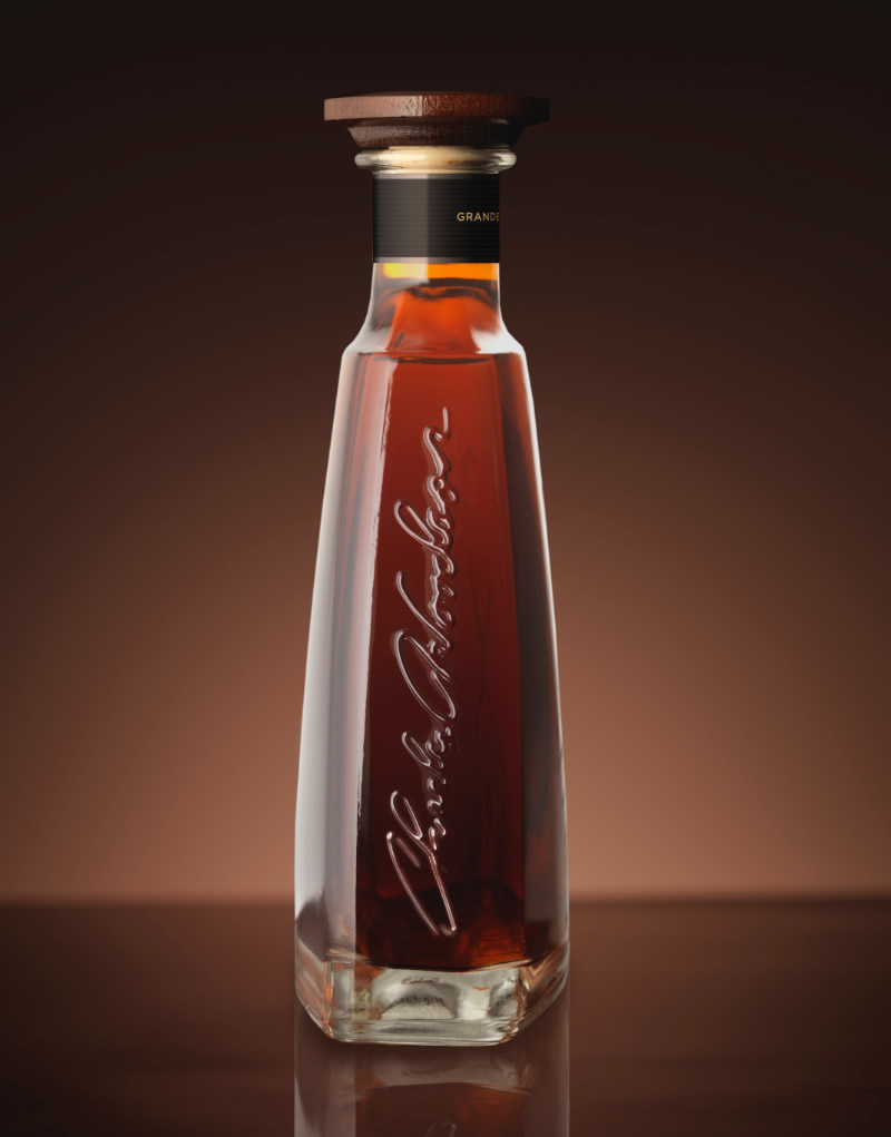 Charles Woodson Cognac Packaging Design & Logo Bottle Detail