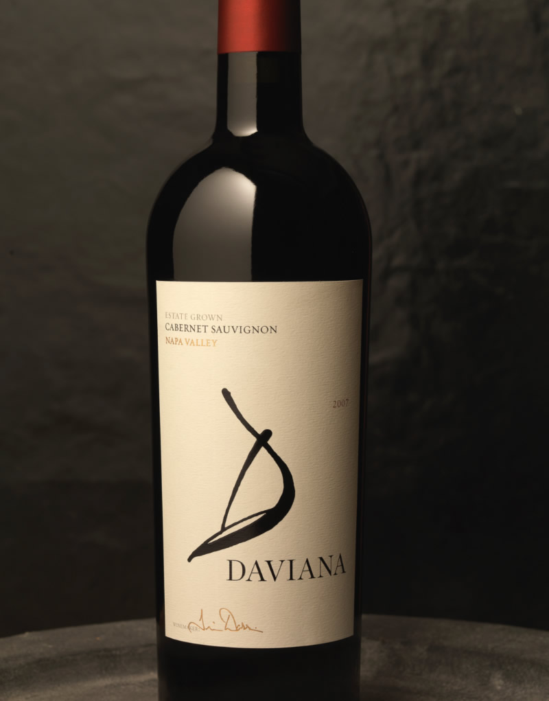 Daviana Wine Packaging Design & Logo