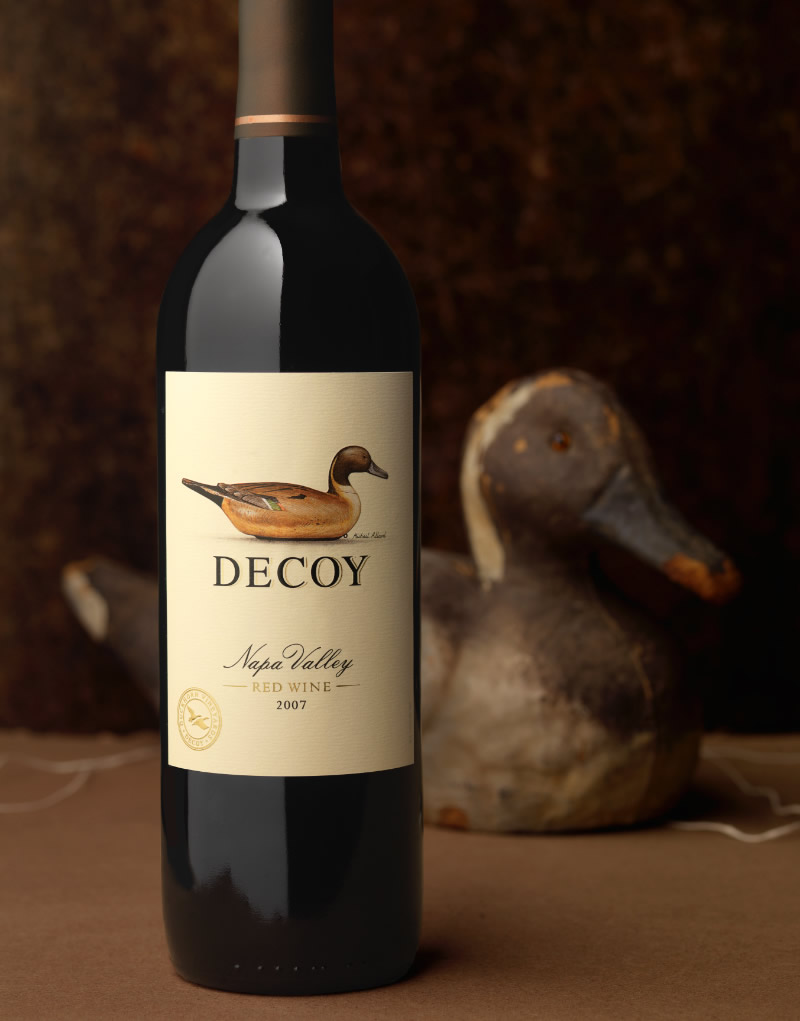 Decoy Wine Packaging Design & Logo