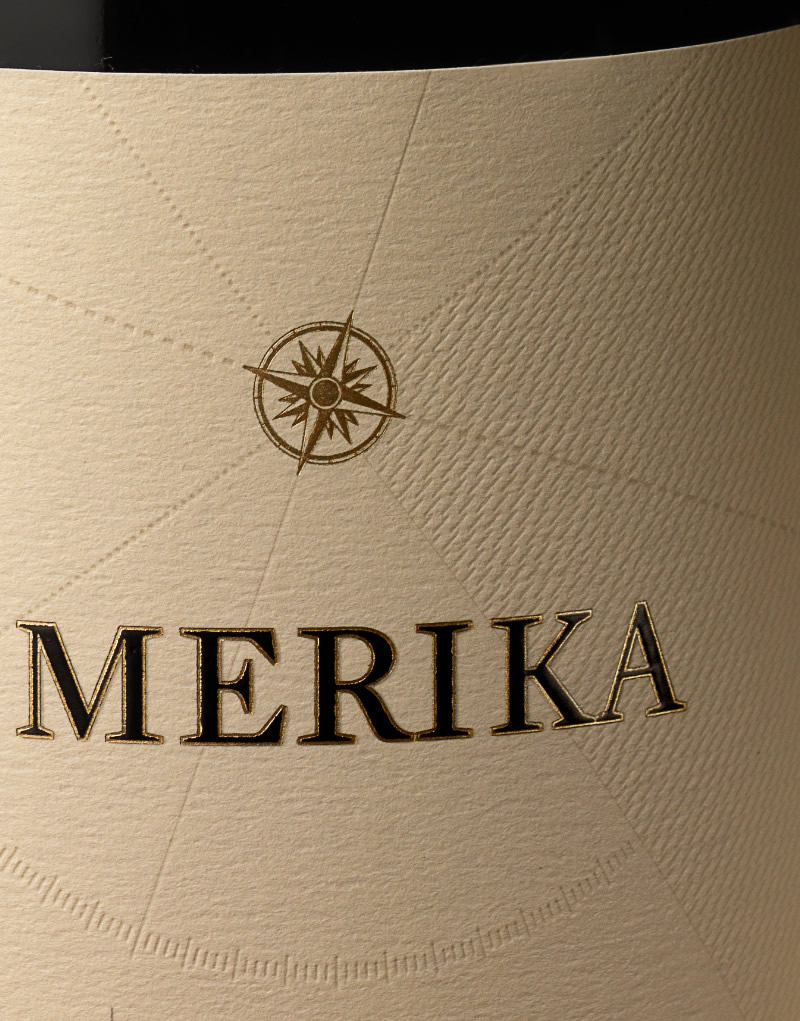 La Merika Wine Packaging Design & Logo Label Detail