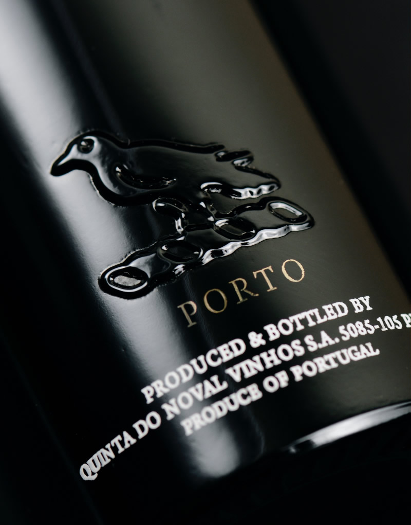 Noval Black Wine Packaging Design & Bottle Detail