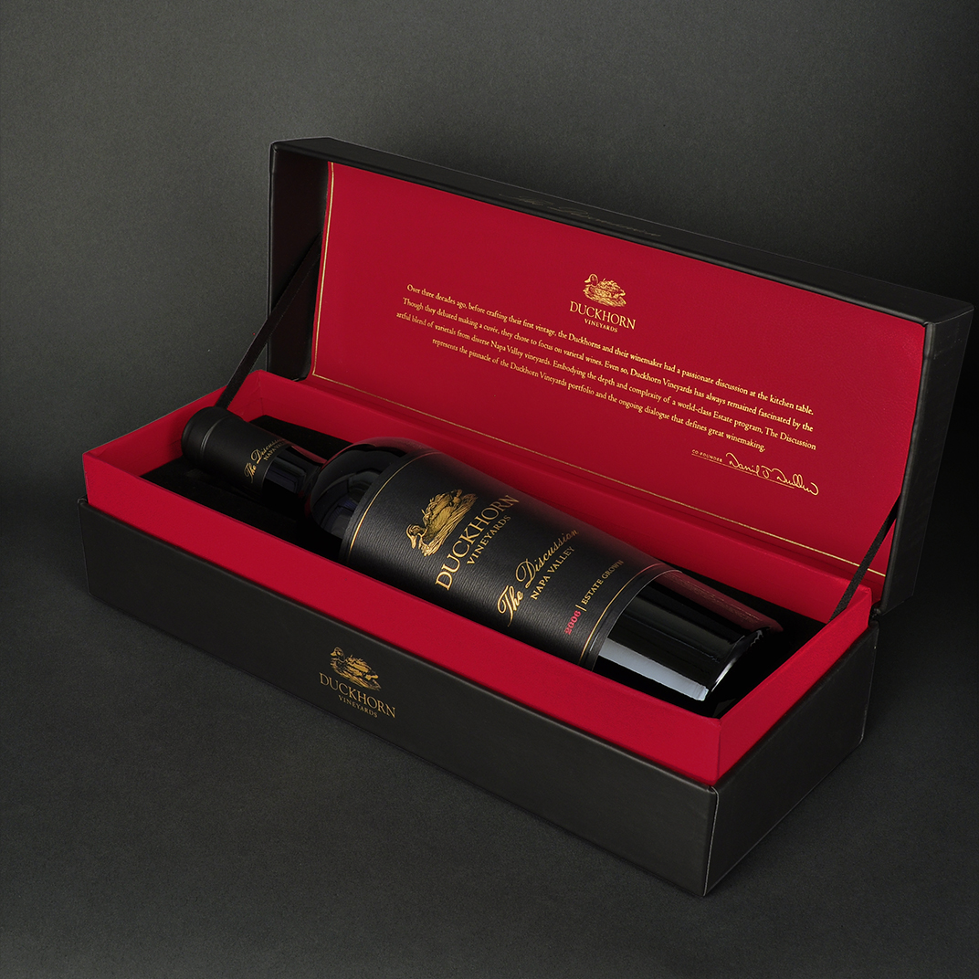 Duckhorn Vineyards The Discussion Wine Gift Box Shown Open
