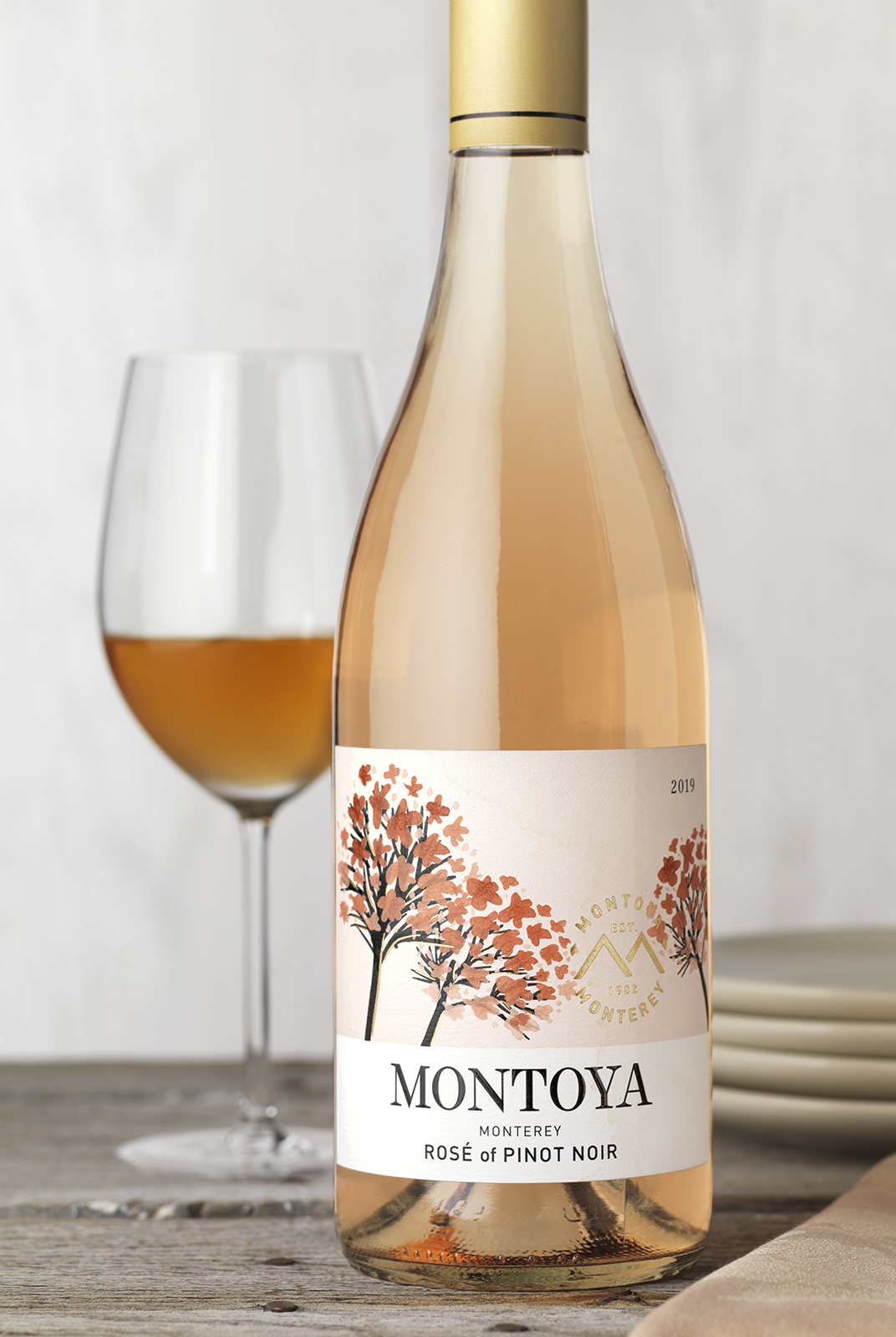 Montoya Rosé Wine Packaging Design & Logo