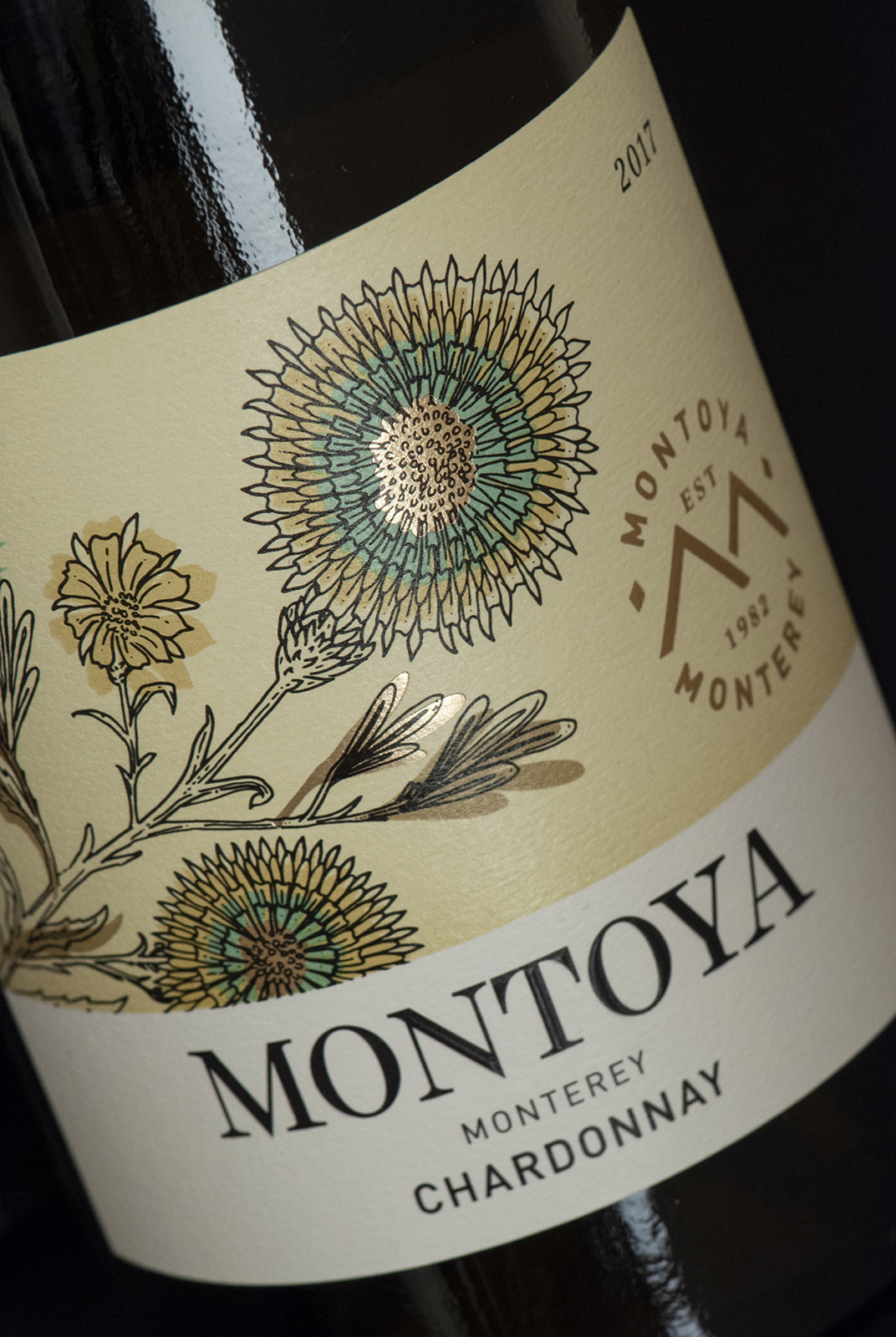 Montoya Chardonnay Wine Label Design Detail