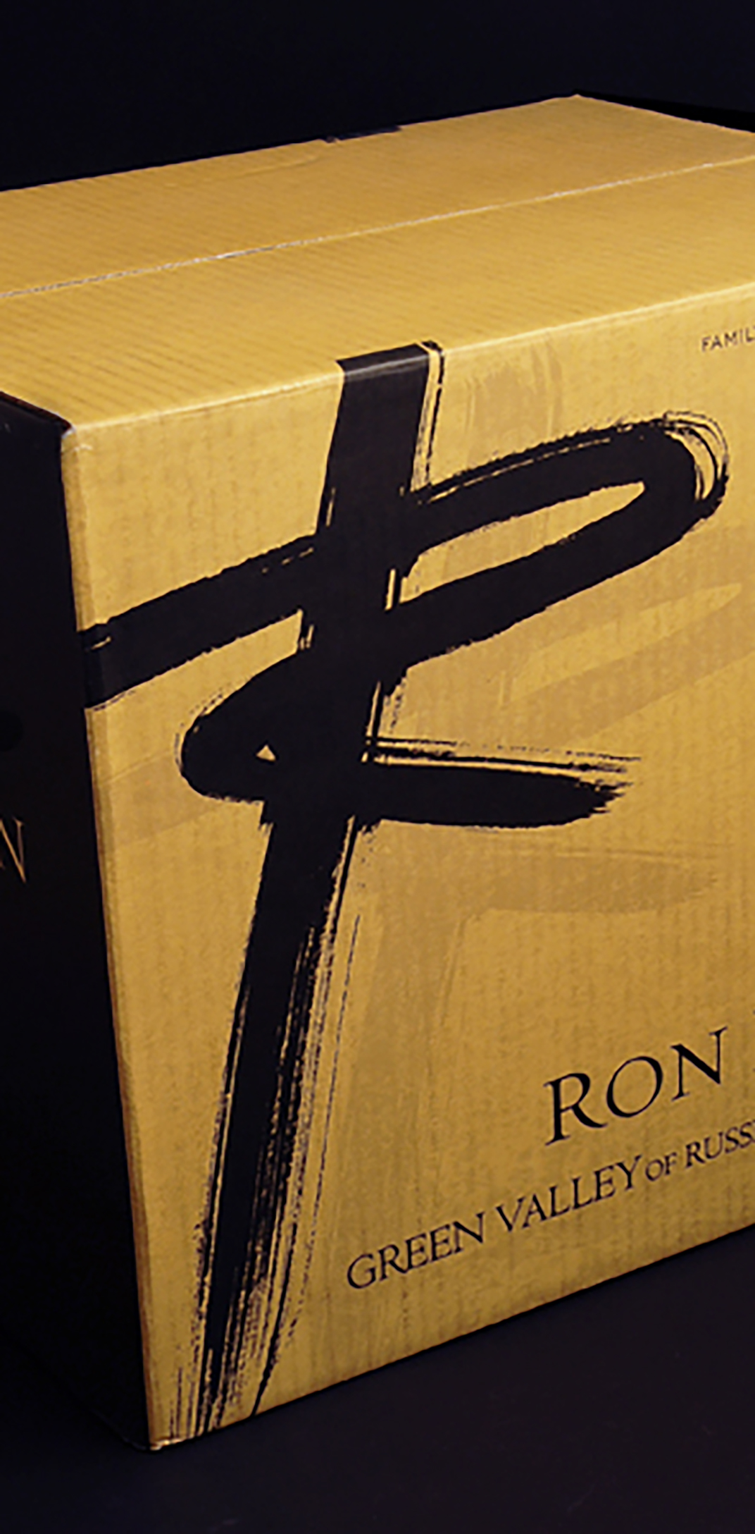 Ron Rubin Winery Green Valley Pinot Noir Wine Shipper Design