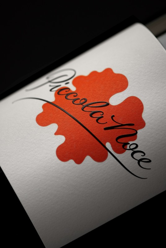 Piccola Noce Detail Packaging Design Logo