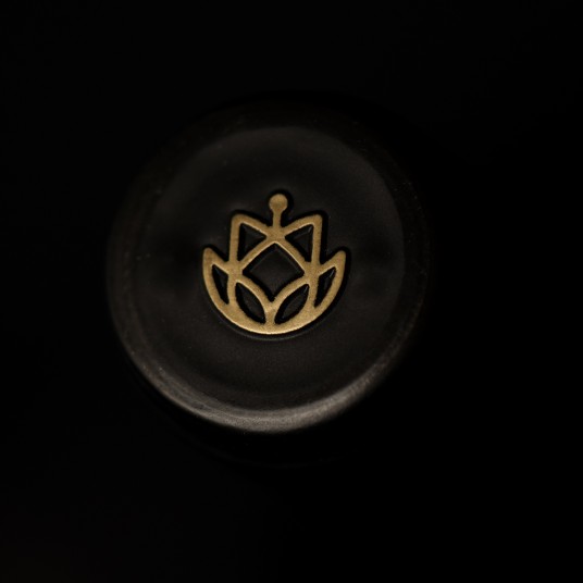 Chehalem Wine Packaging Capsule Top Design Detail